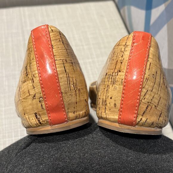 Vince Camuto Tashara Natural Coral Cork Patent Flats Shoes Size 6 EUC Mauve Trim - Picture 4 of 8